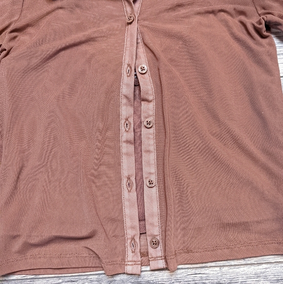 Hollister Brown Mesh Button Down Top - Picture 2 of 5